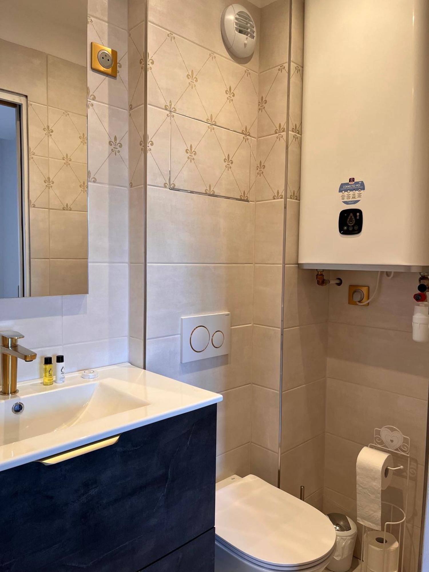 Hdg Hotel Gare De L'Isle Adam Appart'S Hotel Parmain ภายนอก รูปภาพ