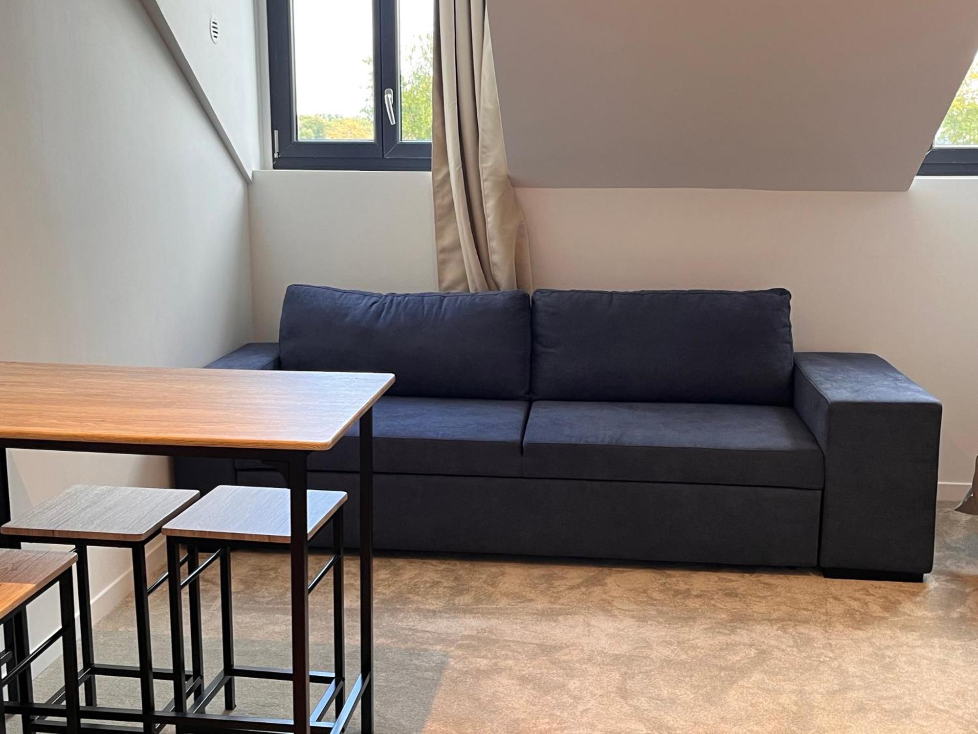 Hdg Hotel Gare De L'Isle Adam Appart'S Hotel Parmain ภายนอก รูปภาพ