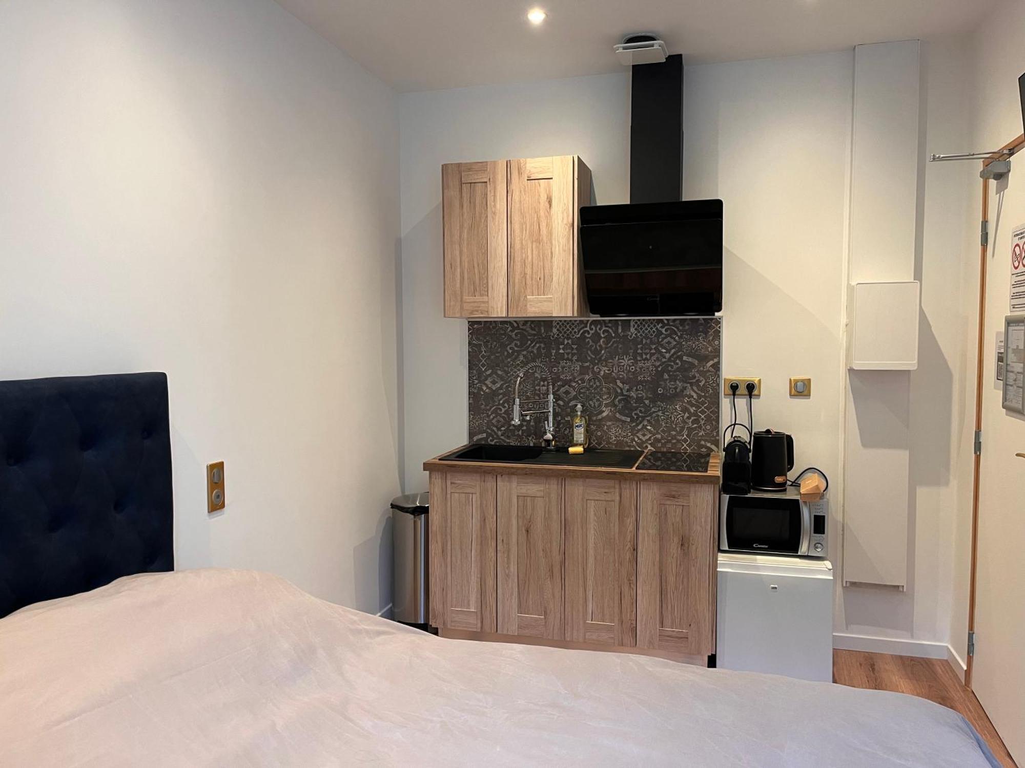 Hdg Hotel Gare De L'Isle Adam Appart'S Hotel Parmain ภายนอก รูปภาพ