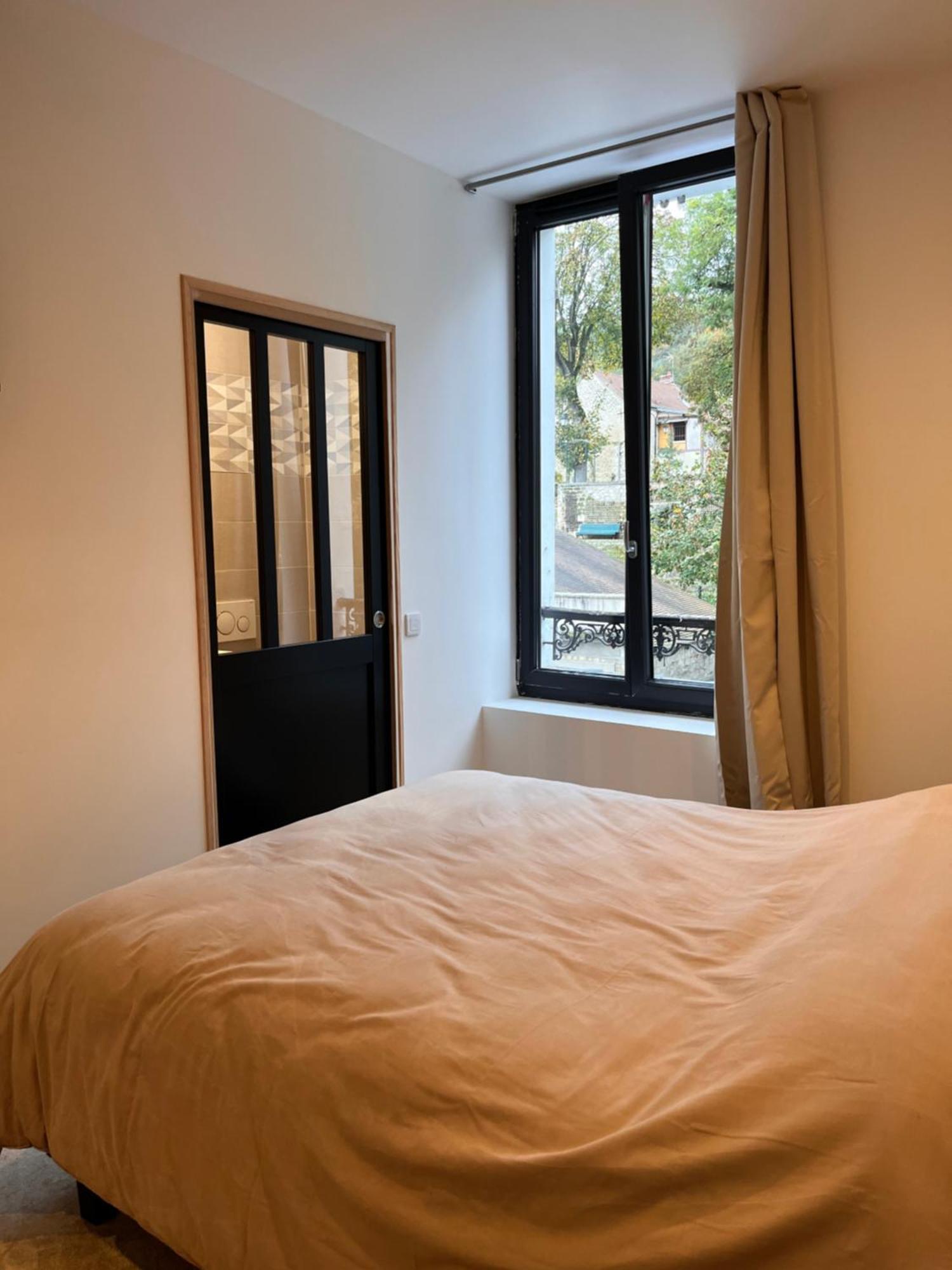 Hdg Hotel Gare De L'Isle Adam Appart'S Hotel Parmain ภายนอก รูปภาพ